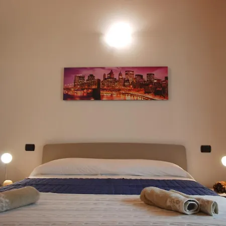 - Theater Villa Campione del Garda